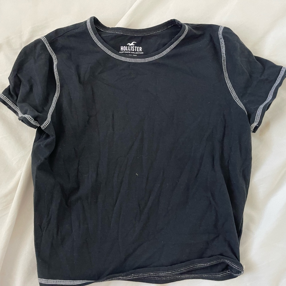 Black hollister must have collection baby tee